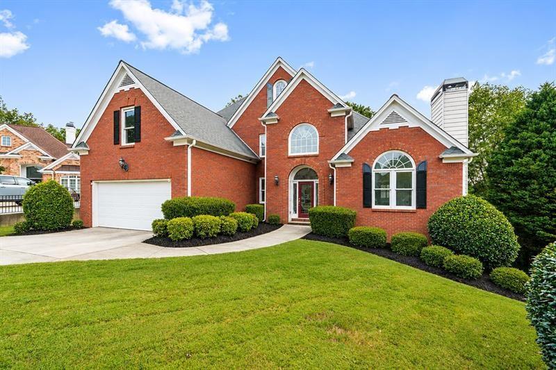 2409 Vinings Oaks Court SE — photo