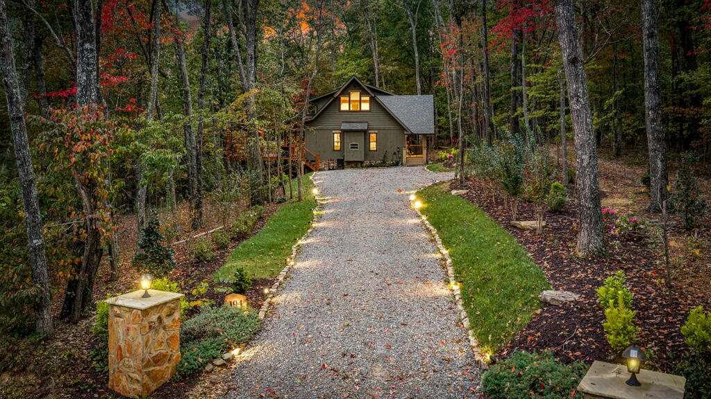 194 Cox Road, Blue Ridge, GA 30513 — photo 2
