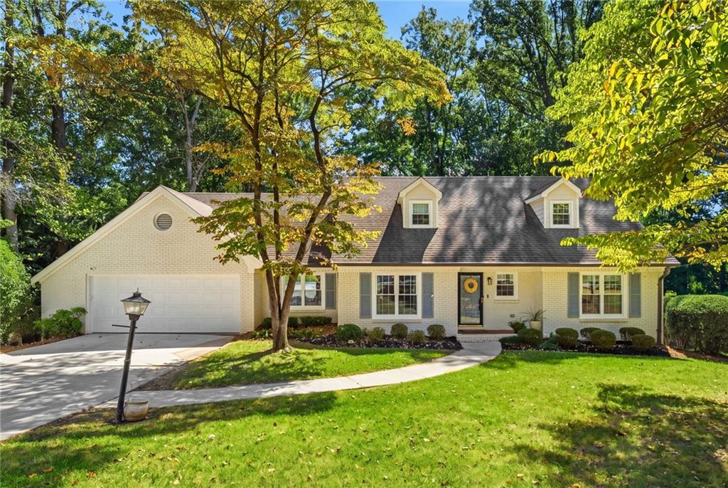 795 Spalding Drive — photo
