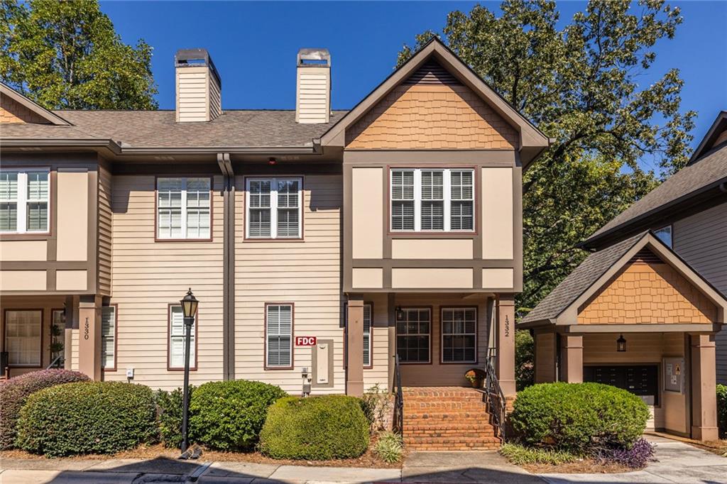 1332 Stillwood Chase NE — photo