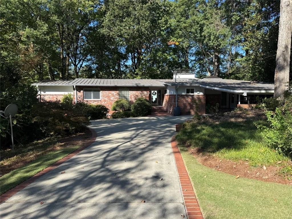 2076 Eldorado Drive NE — photo