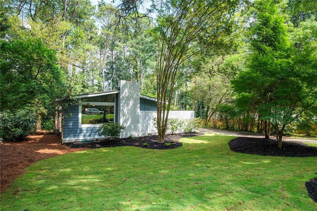 2672 Brook Park Way — photo