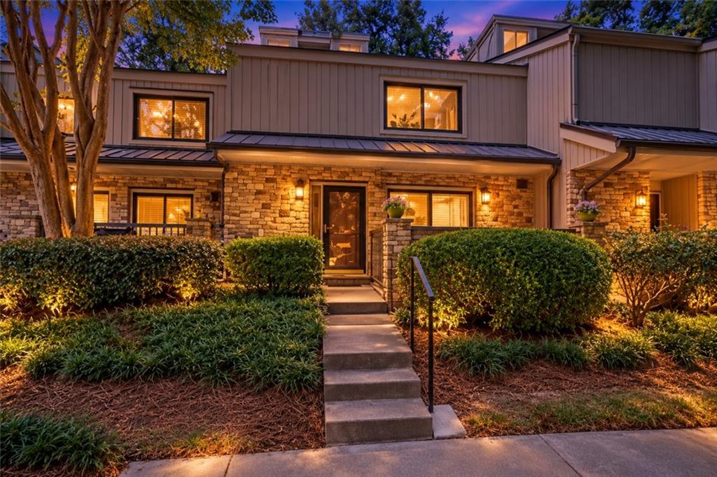 1252 Druid Knoll Dr NE — photo