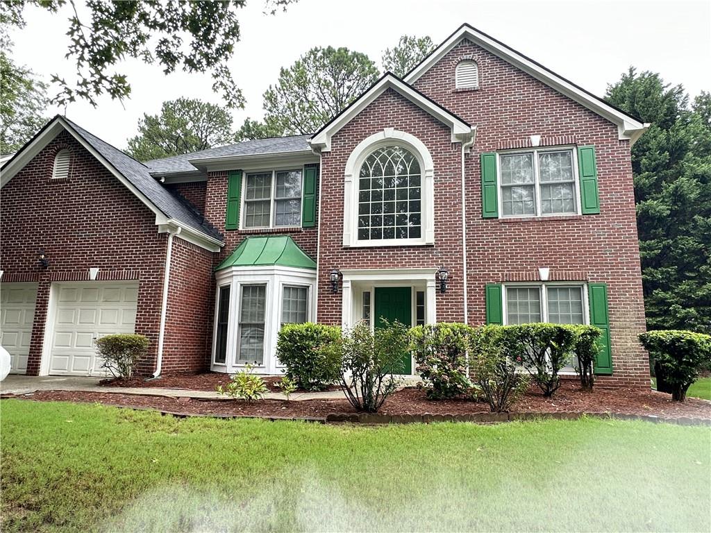 1095 Downyshire Drive Unit R — photo