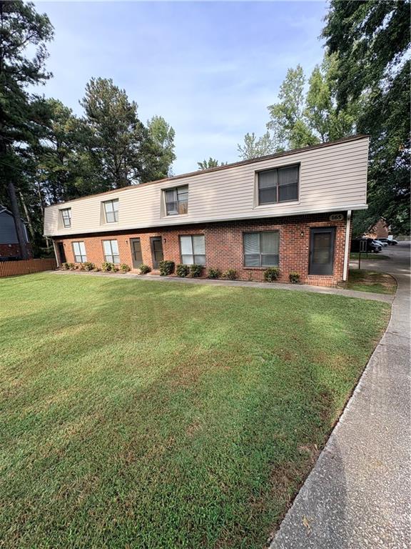 165 Hunters Lane — photo