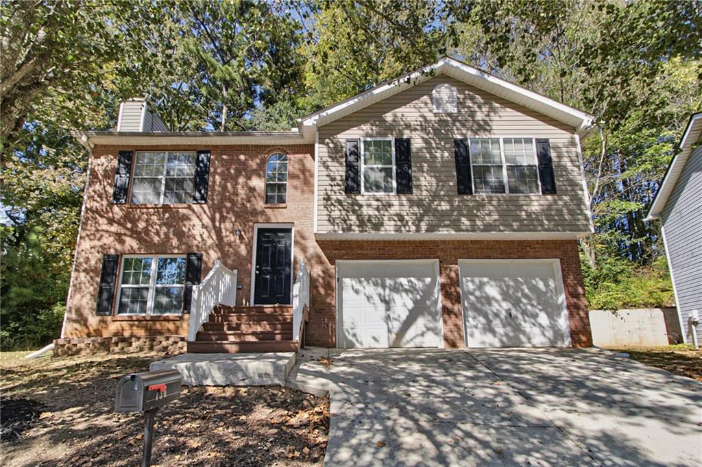 736 Ashley Lane — photo