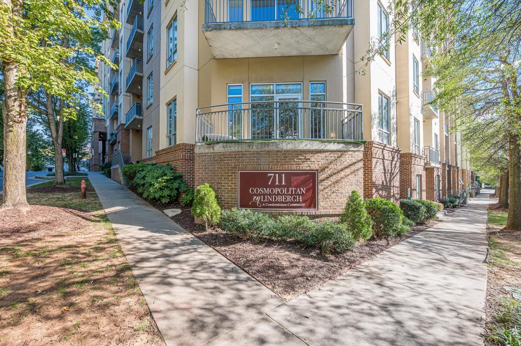 711 Cosmopolitan Drive NE Unit 524 — photo