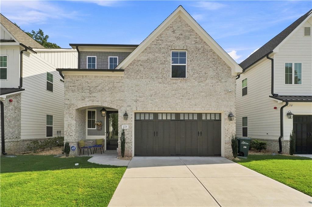 229 Scottsdale Drive — photo