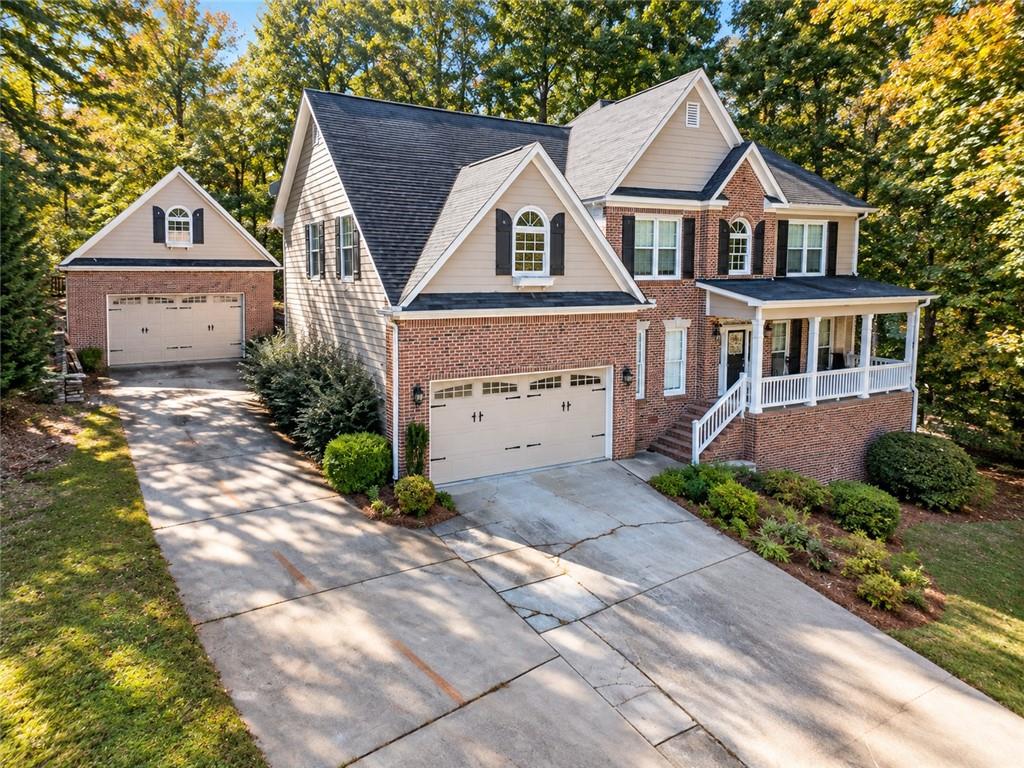 132 Hillbrooke Court — photo