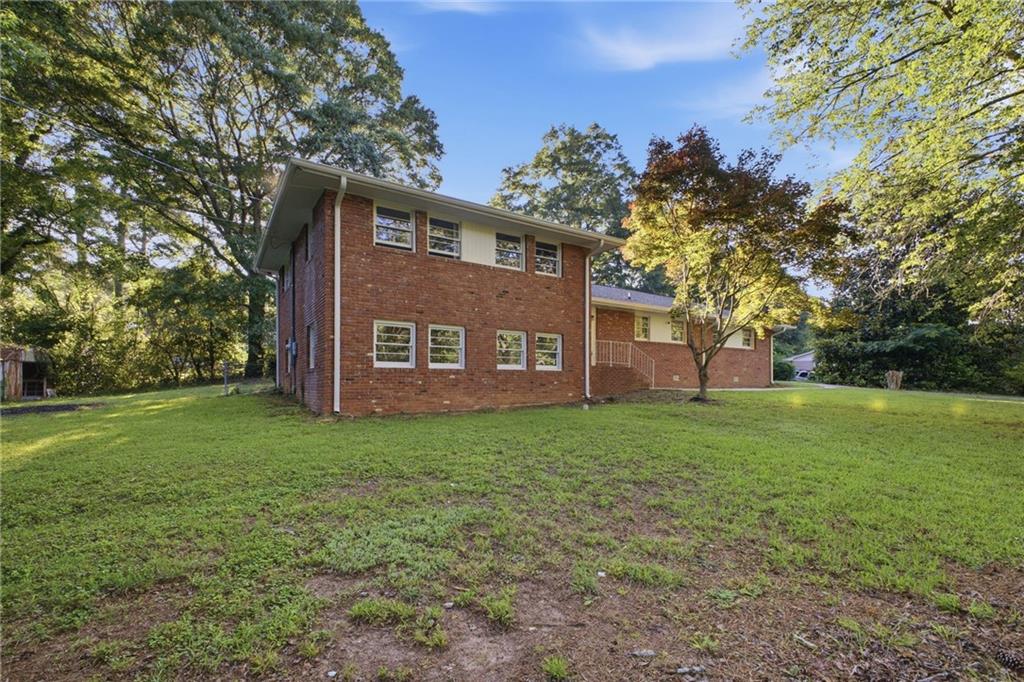 180 E Greenwood Drive — photo