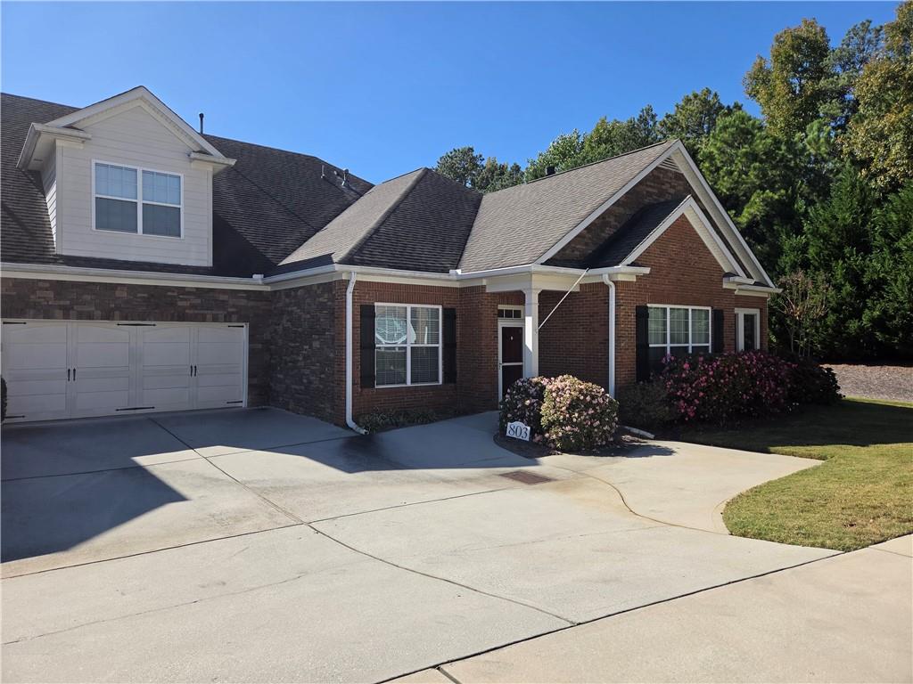 803 Haven Circle — photo