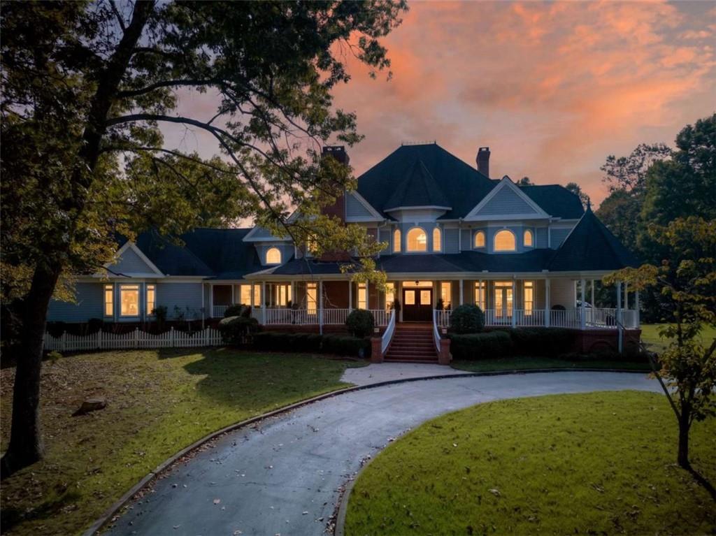 1300 Indian Creek Road — photo