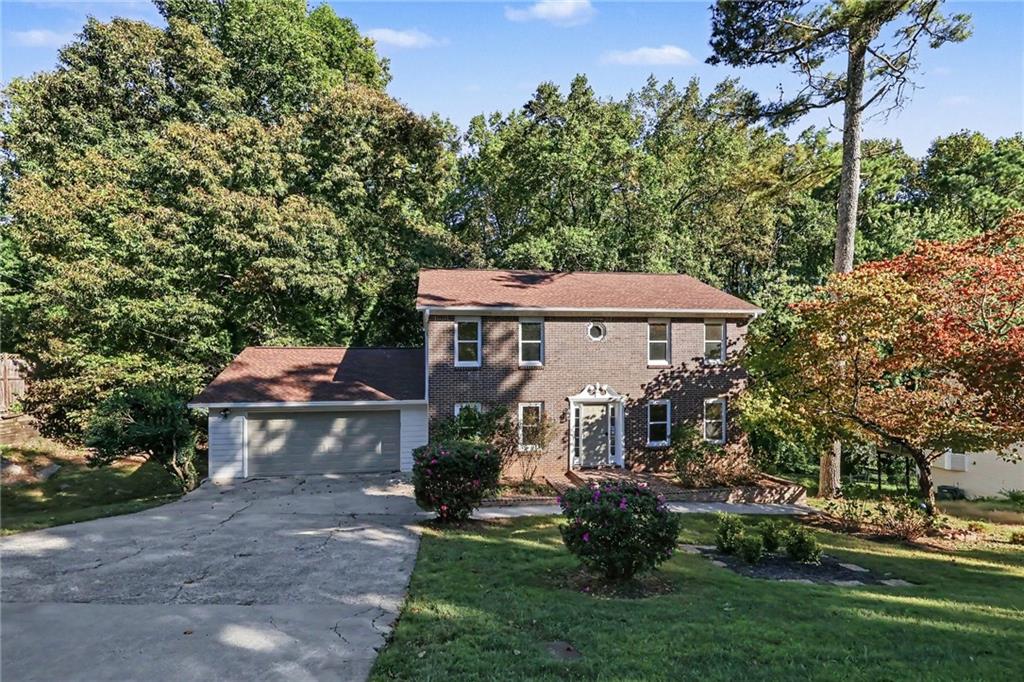 2888 Carrousel Court — photo