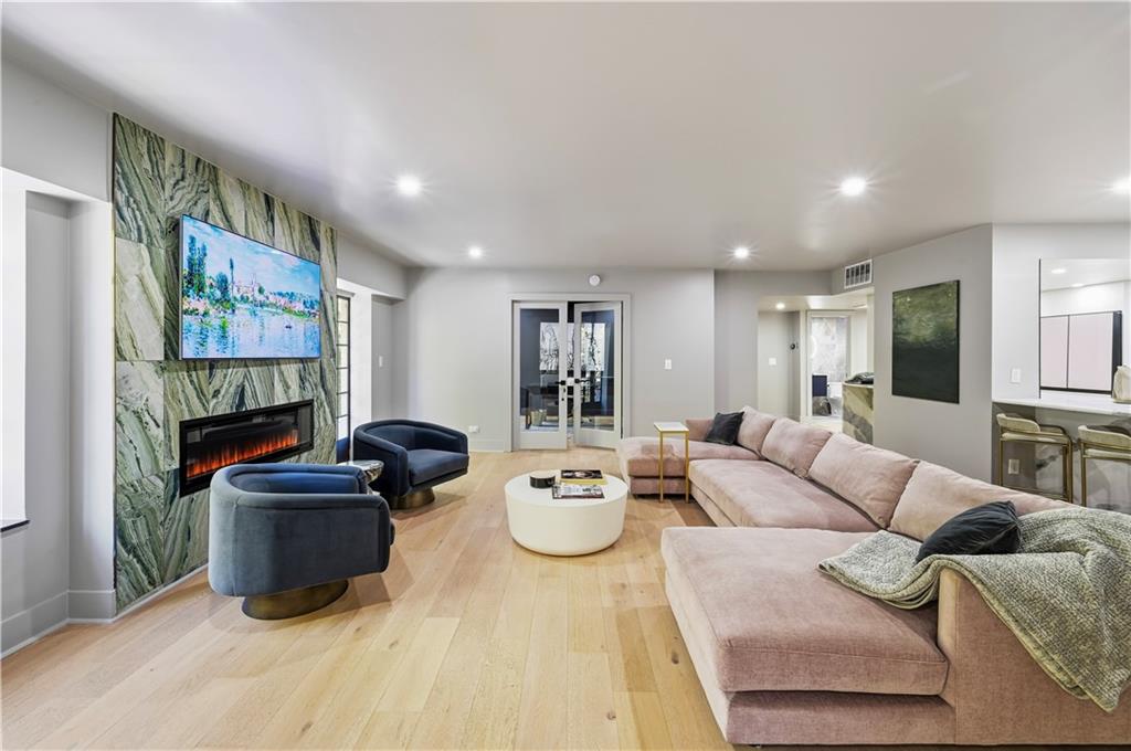 3648 Peachtree Road NE Unit 2E — photo