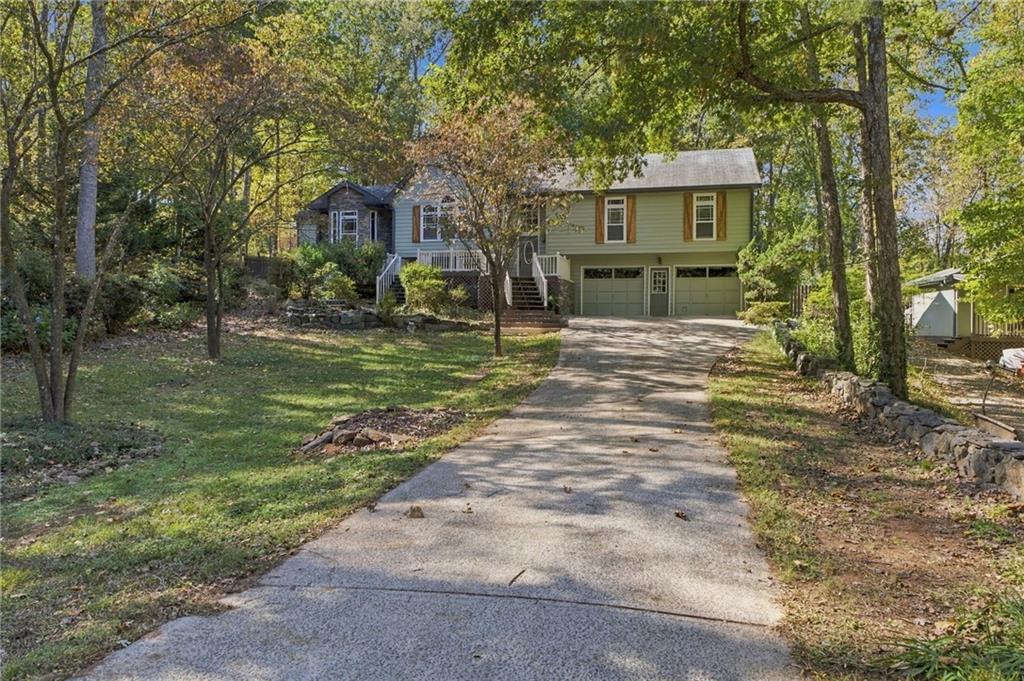 605 Hickory Creek Lane — photo