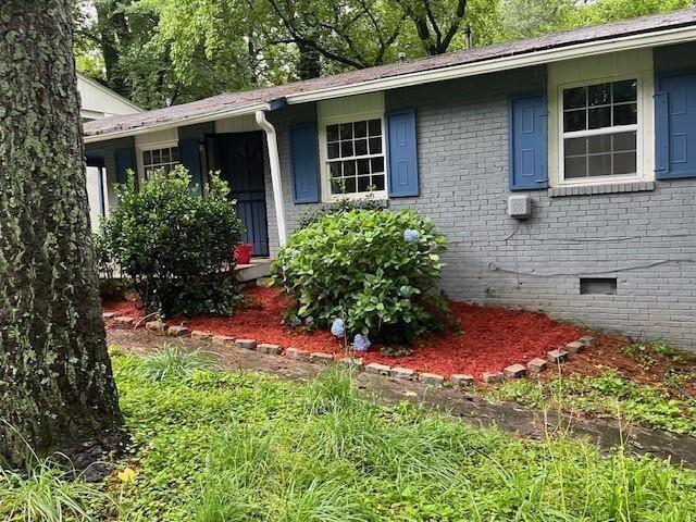 3530 Fairlane Drive NW — photo