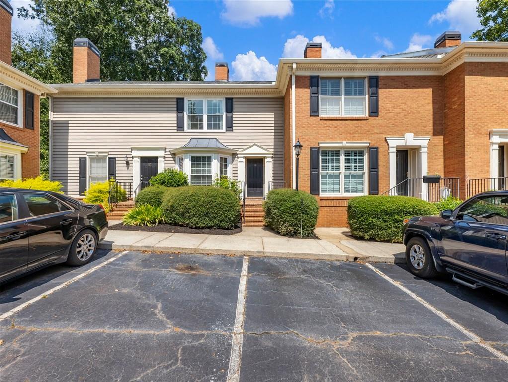 81 Mount Vernon Circle — photo