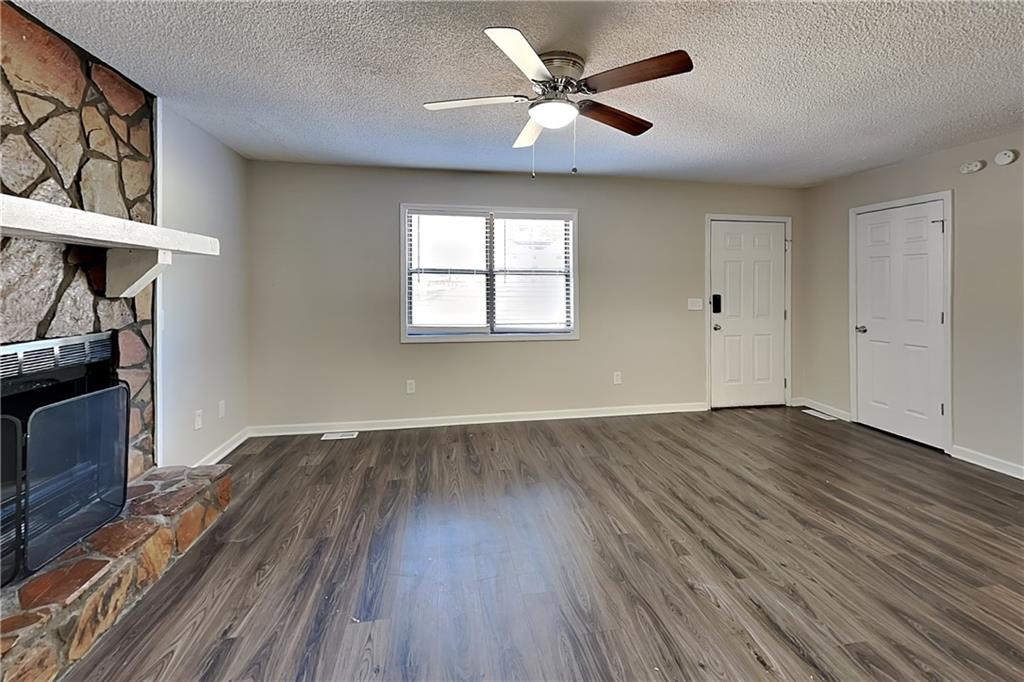 241 Fox Ridge Court, Dallas, GA 30157 — photo 2