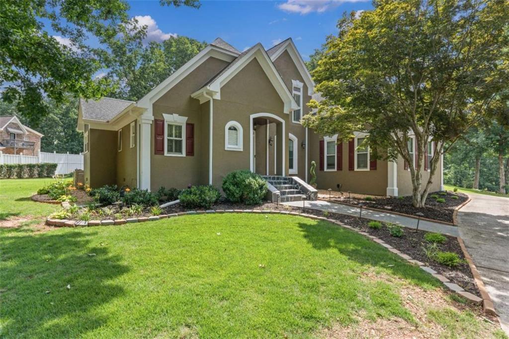 34 Hickory Glen — photo