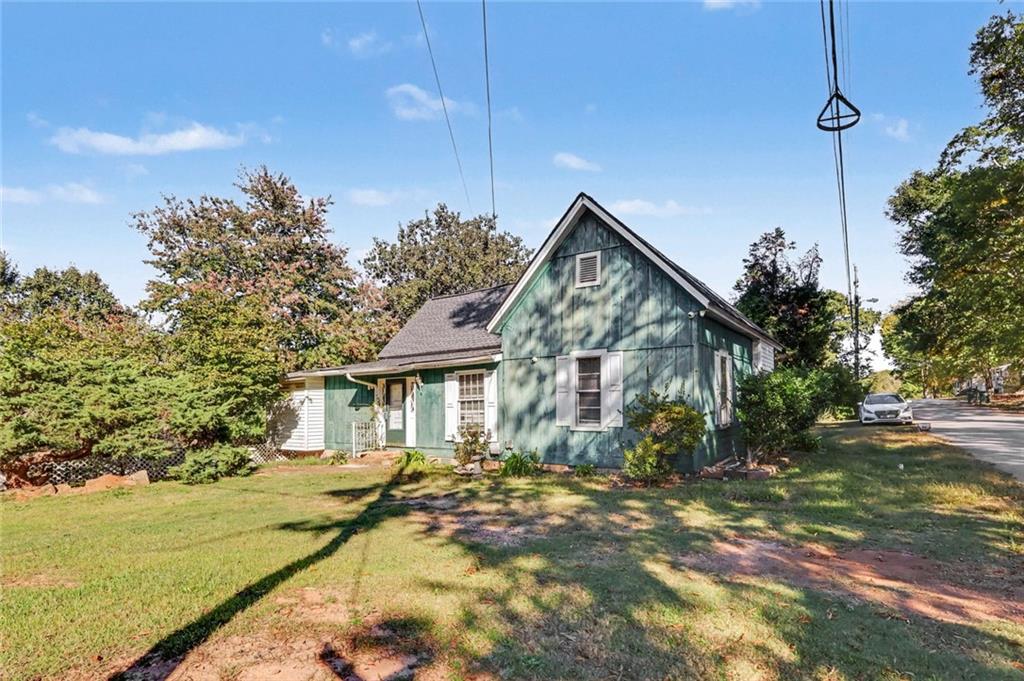 5124 Worsham Street NE — photo