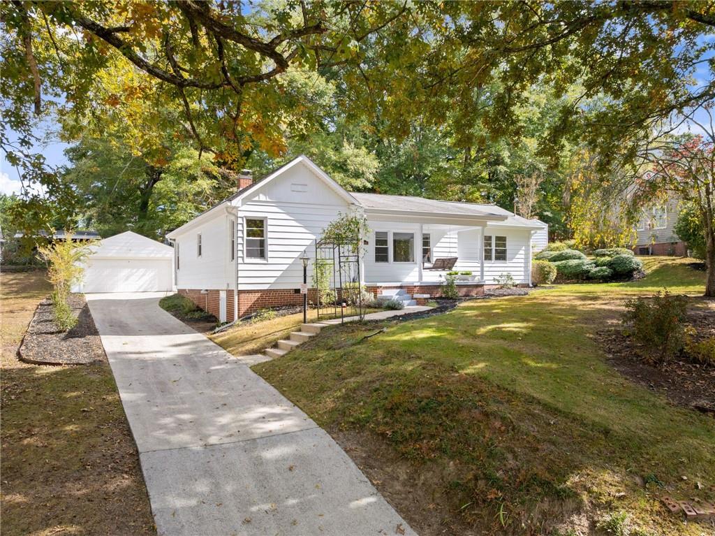 1346 Longview Drive — photo