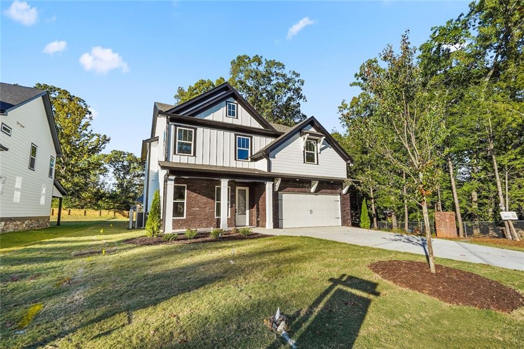 1082 Eastview Road NE — photo