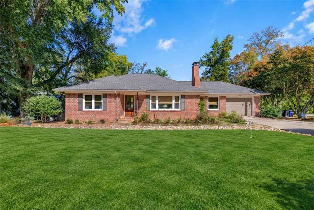 940 Chattahoochee Drive — photo