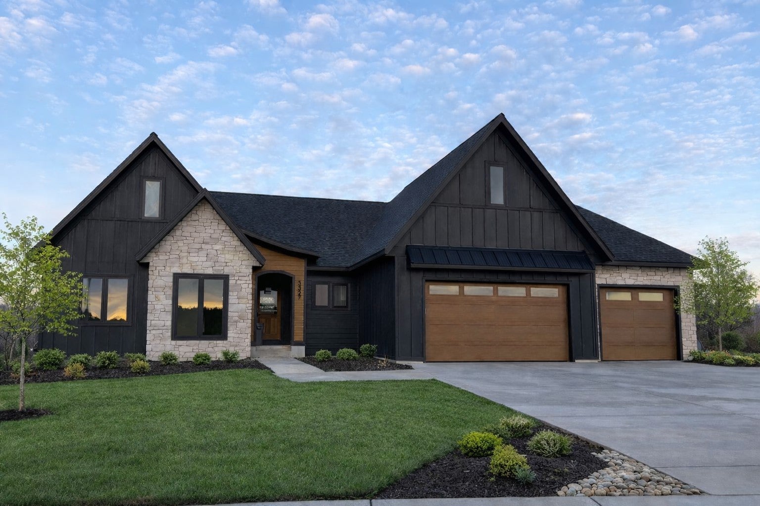 3327 Bella Terra Road NE — photo