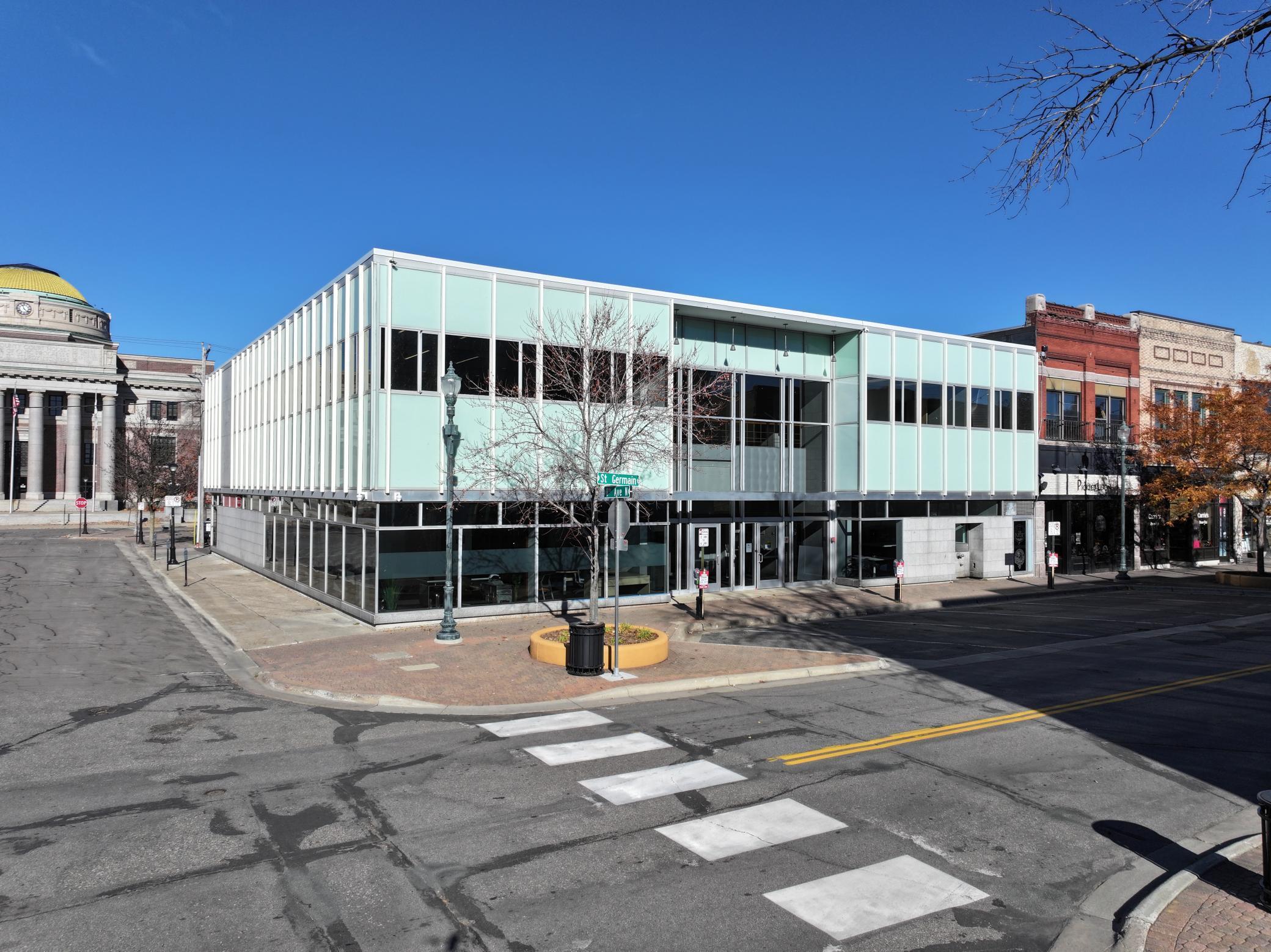 717 W Saint Germain Street — photo