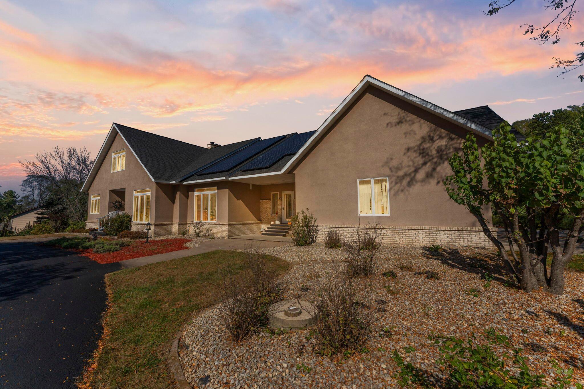 2345 S Oak Drive — photo
