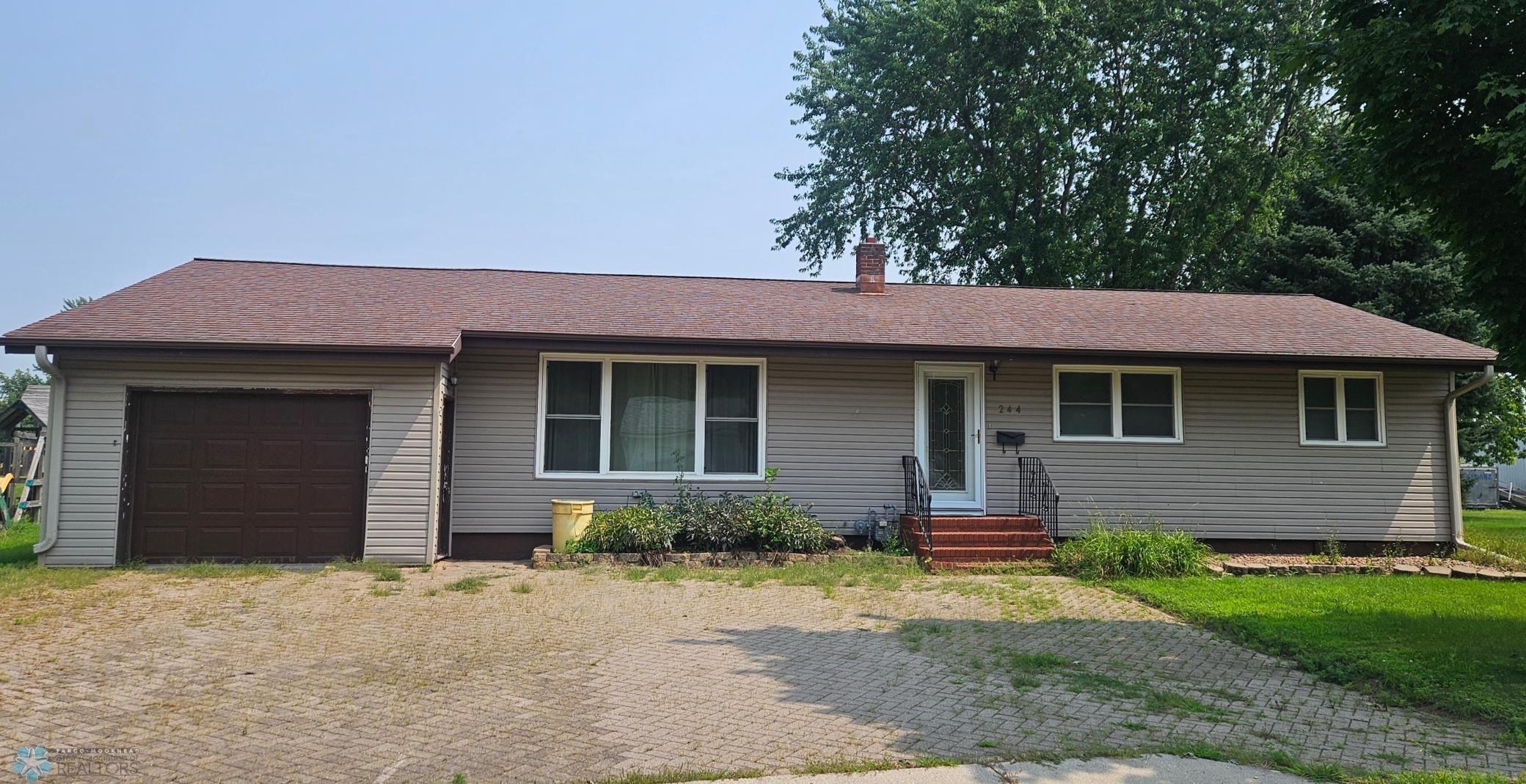 244 Main Street — photo