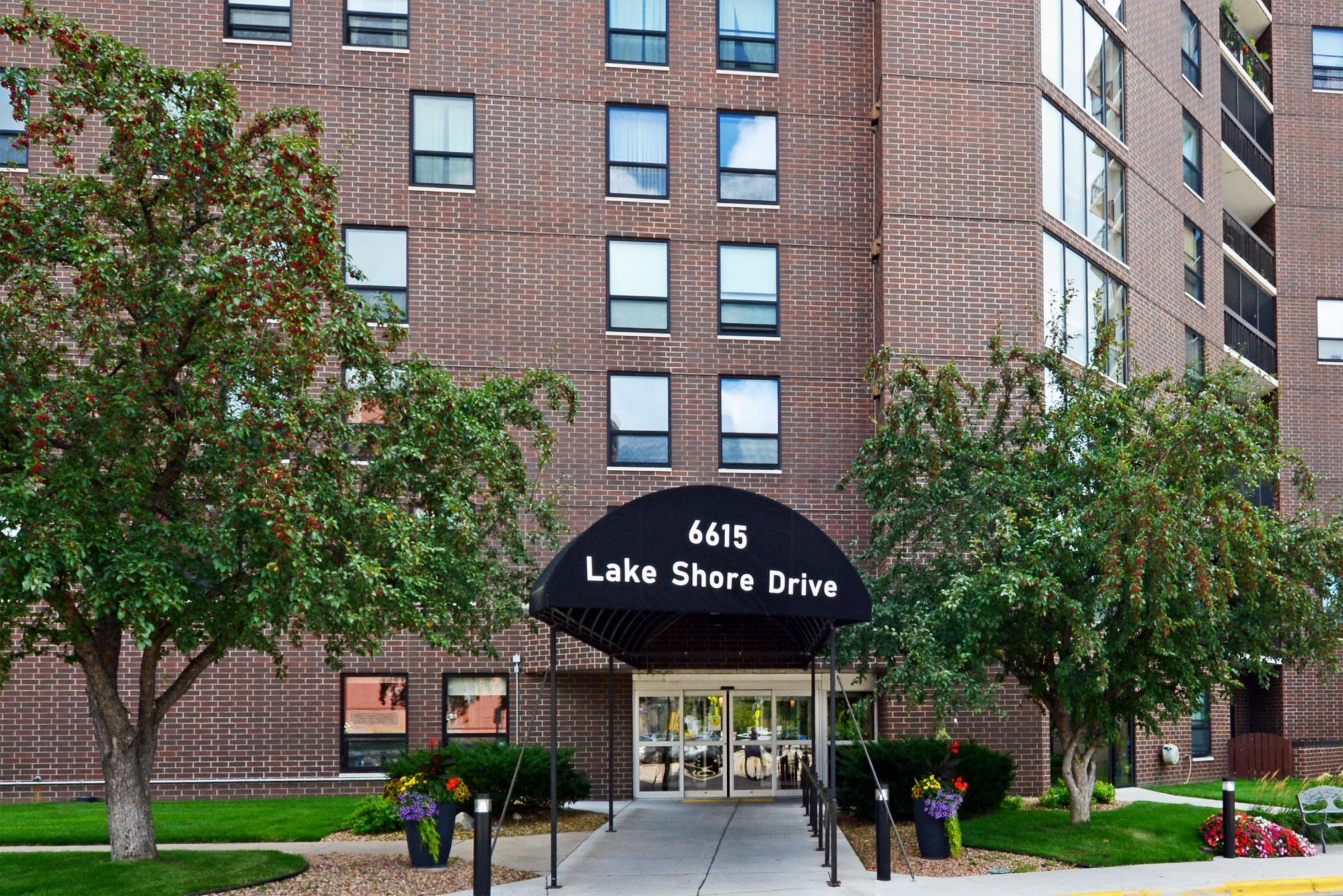 6615 Lake Shore Drive S 603 — photo