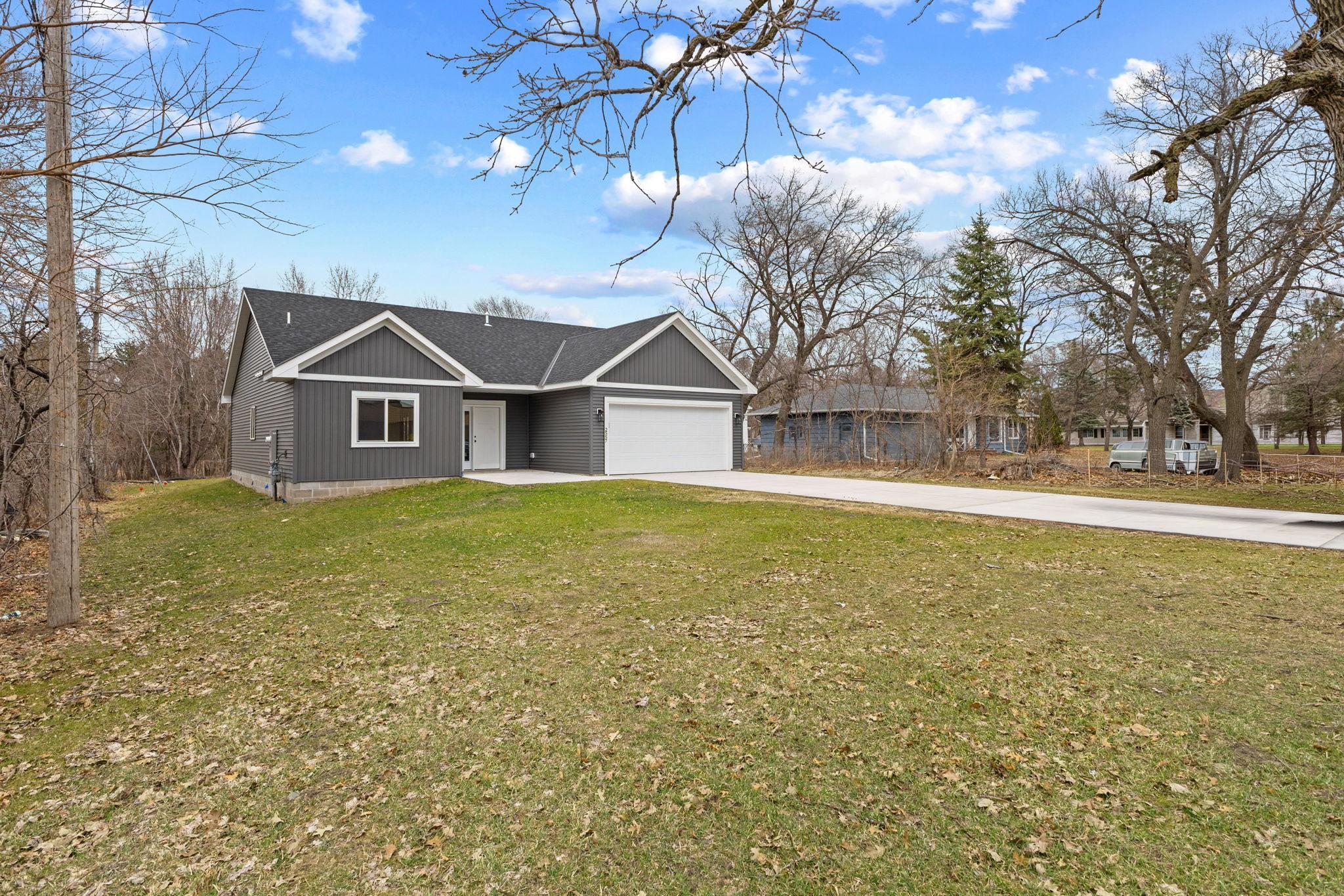 2557 County Rd I, Mounds View, MN 55112 — photo 3