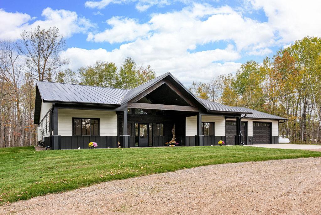 4515 County Road 4 — photo