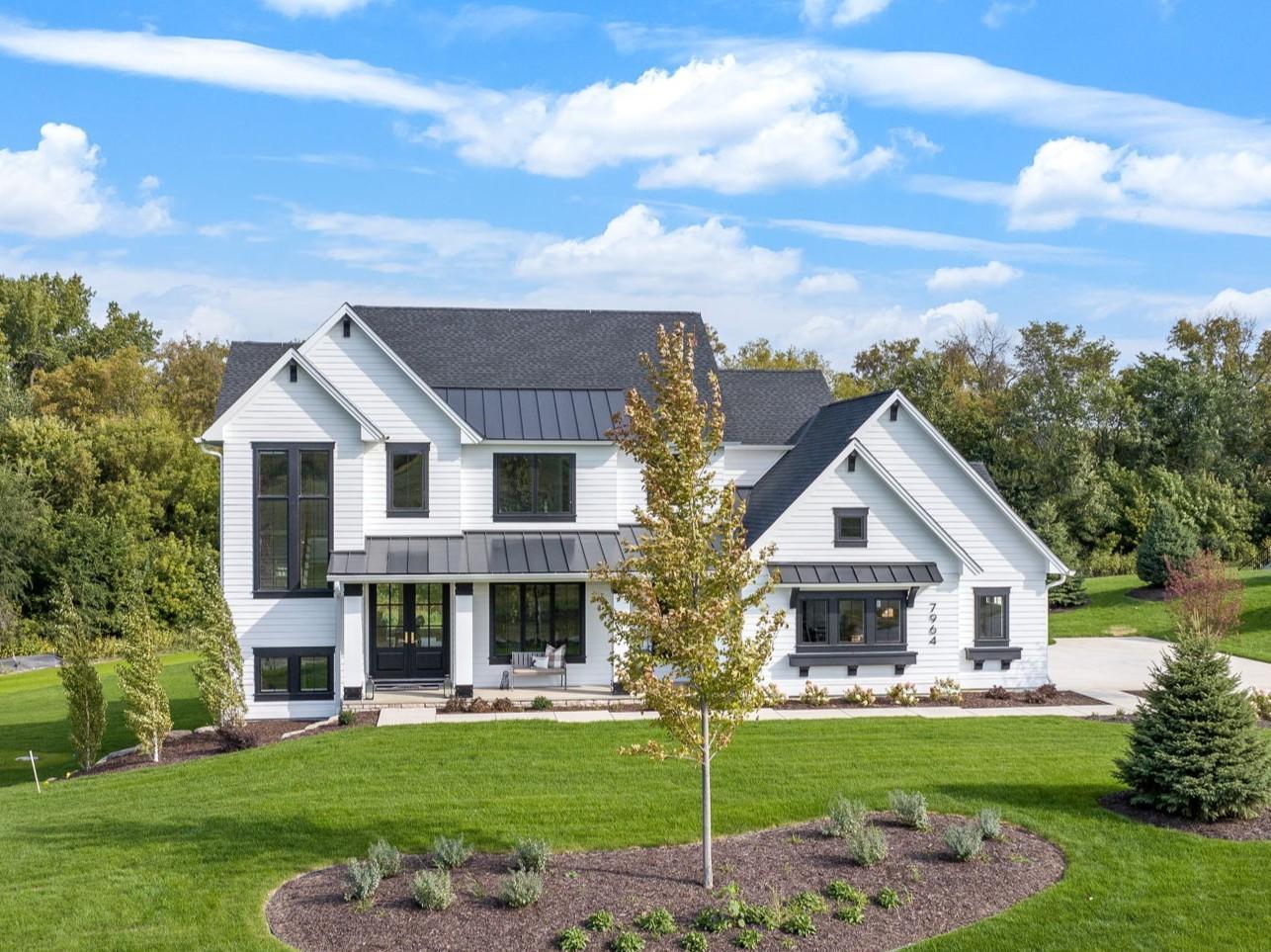 3941 White Oak Lane — photo