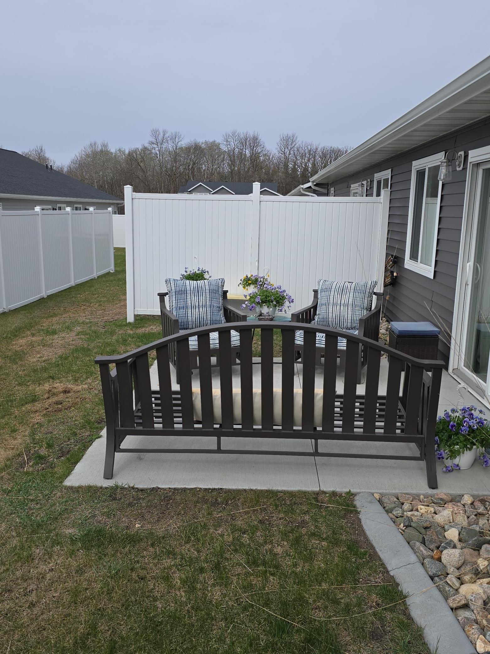 1037 Village Lane — photo