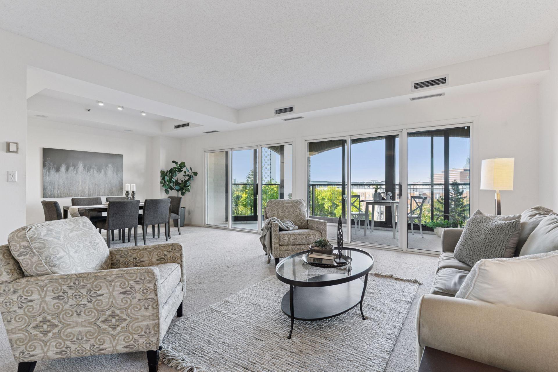1201 Yale Place 403 — photo