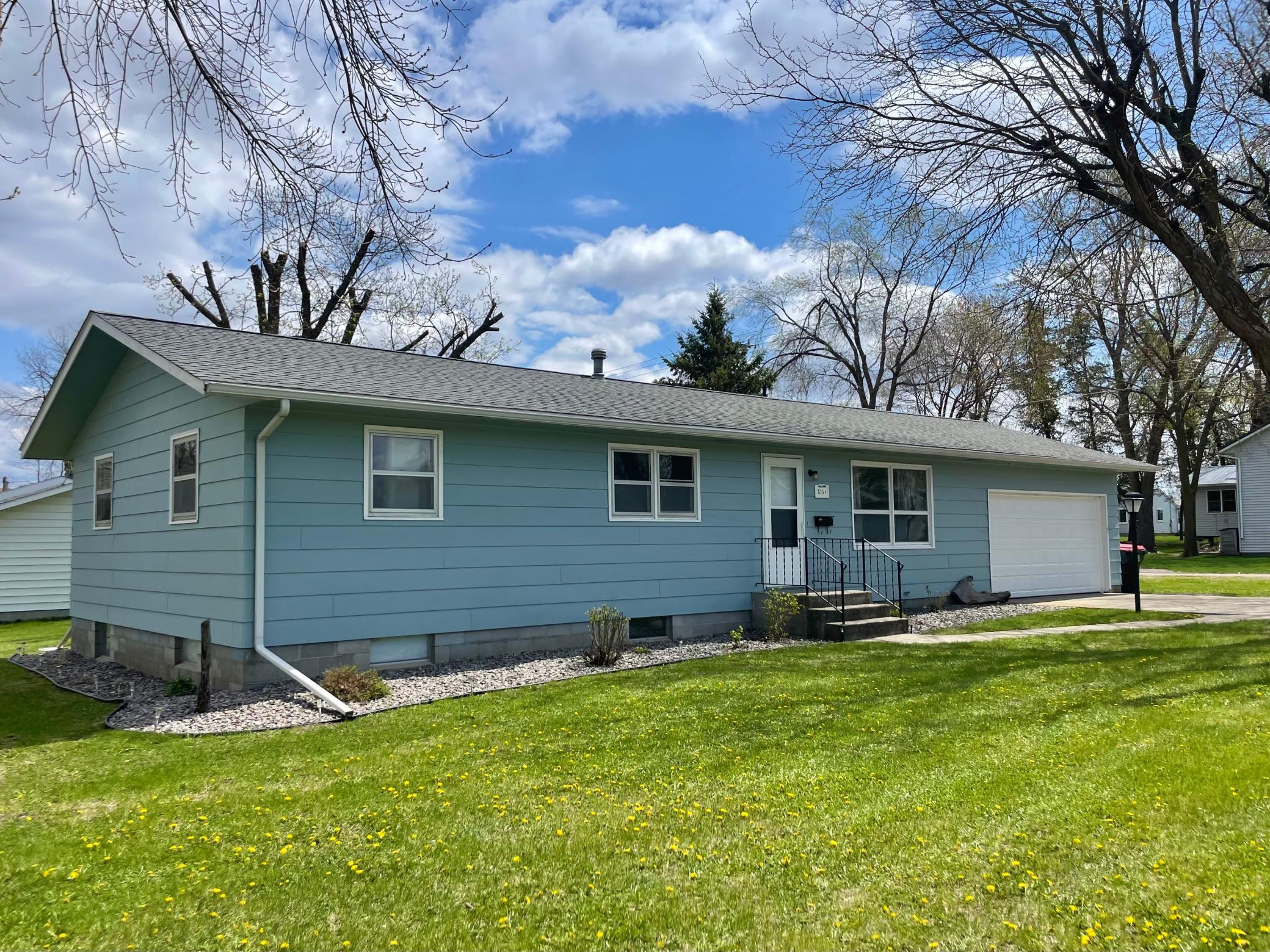 215 N Swain Street — photo