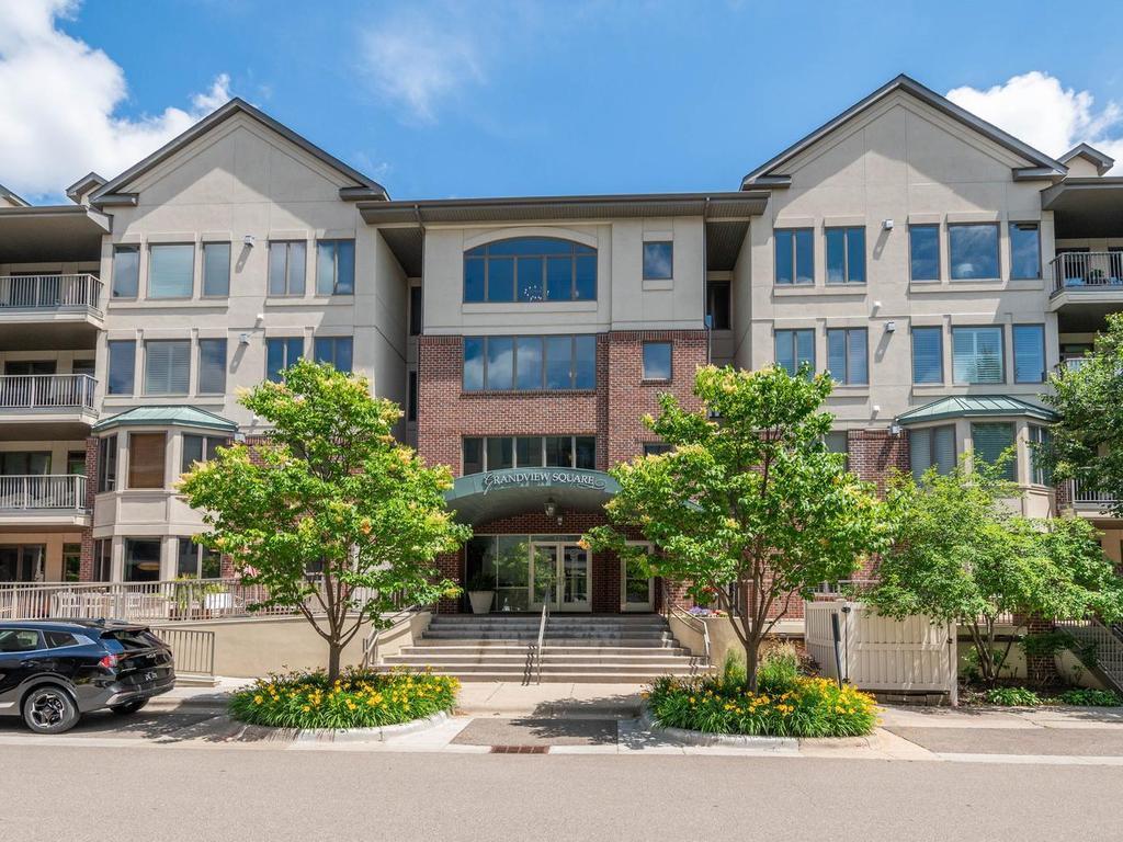 5225 Grandview Square 210 — photo