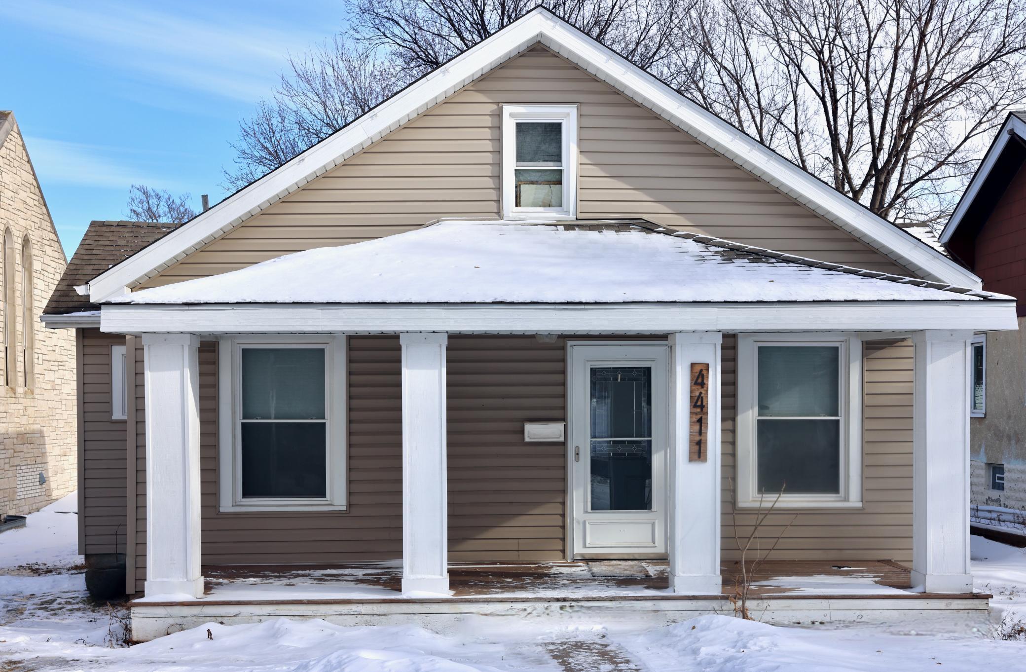 4411 Minnehaha Avenue — photo