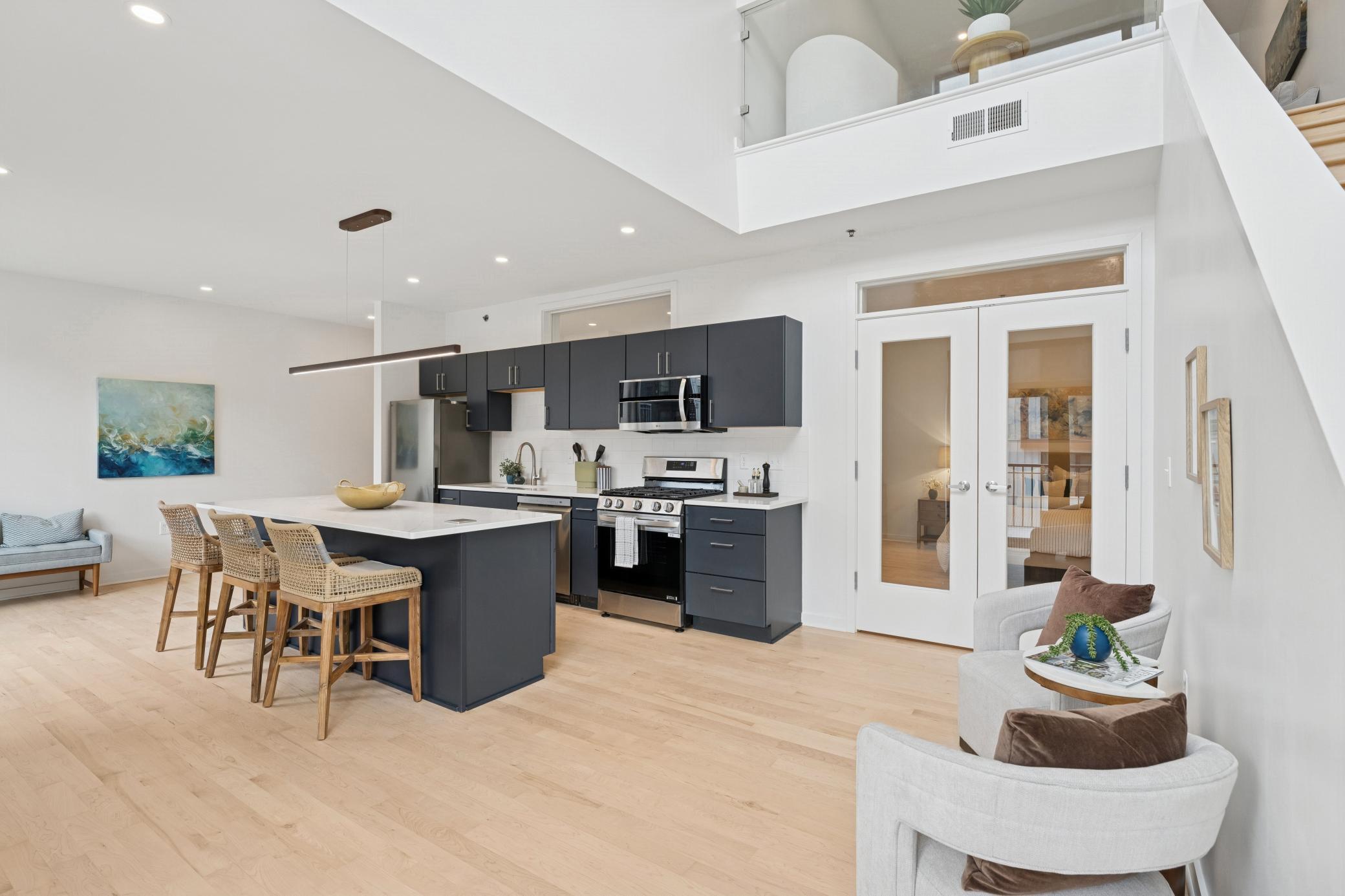 3104 W Lake Street 412 — photo