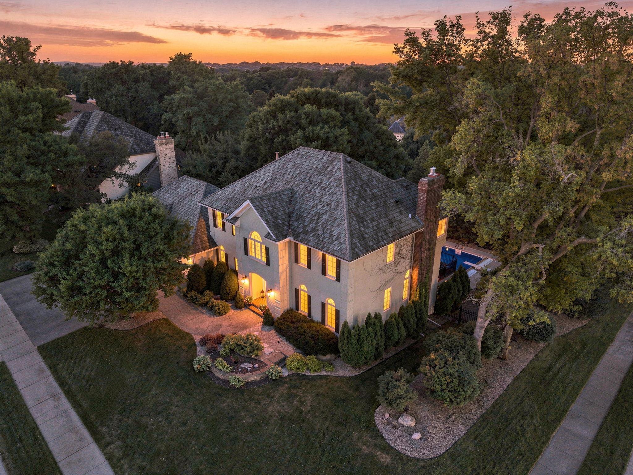 9486 Olympia Drive — photo