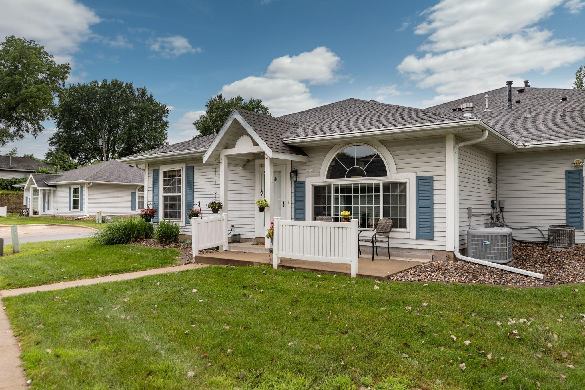1925 Cabernet Lane NW, Rochester, MN 55901