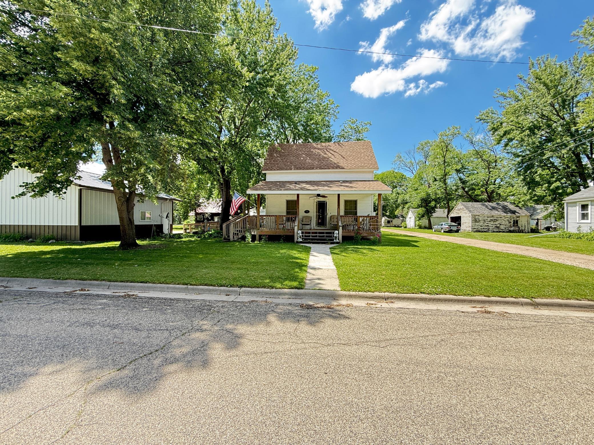 135 N Petrick Street — photo