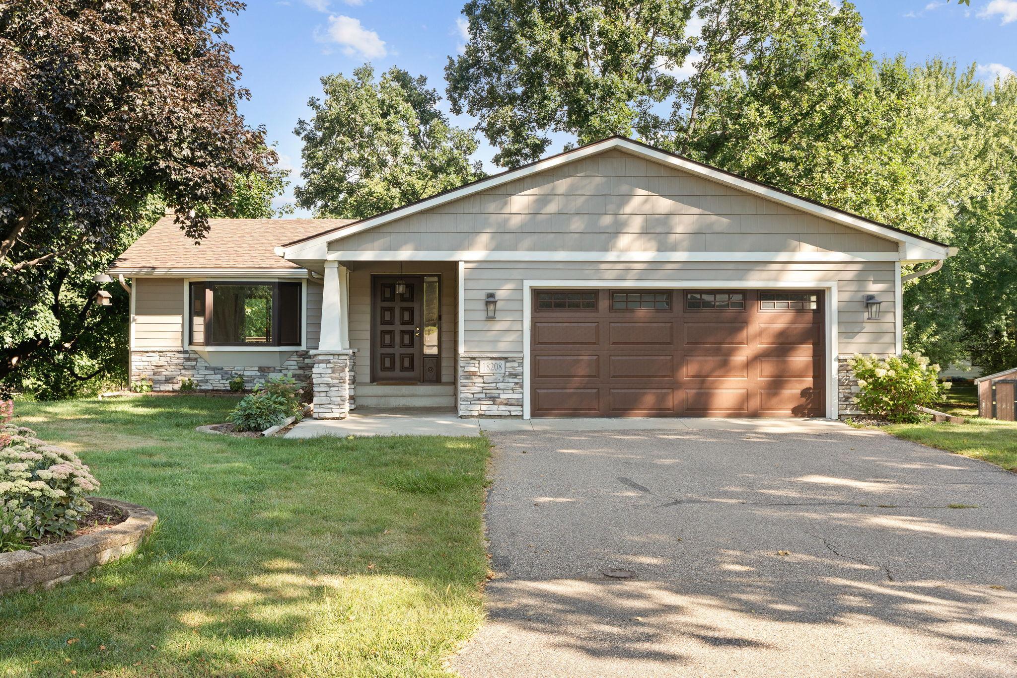 18208 Valley View Road — photo