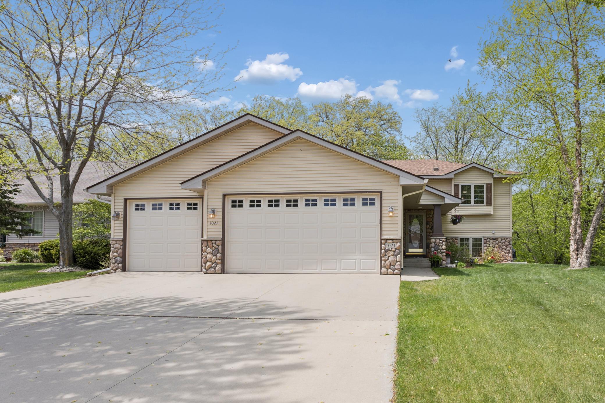 1021 Prairie Ridge Lane, Lester Prairie, MN 55354 — photo 2