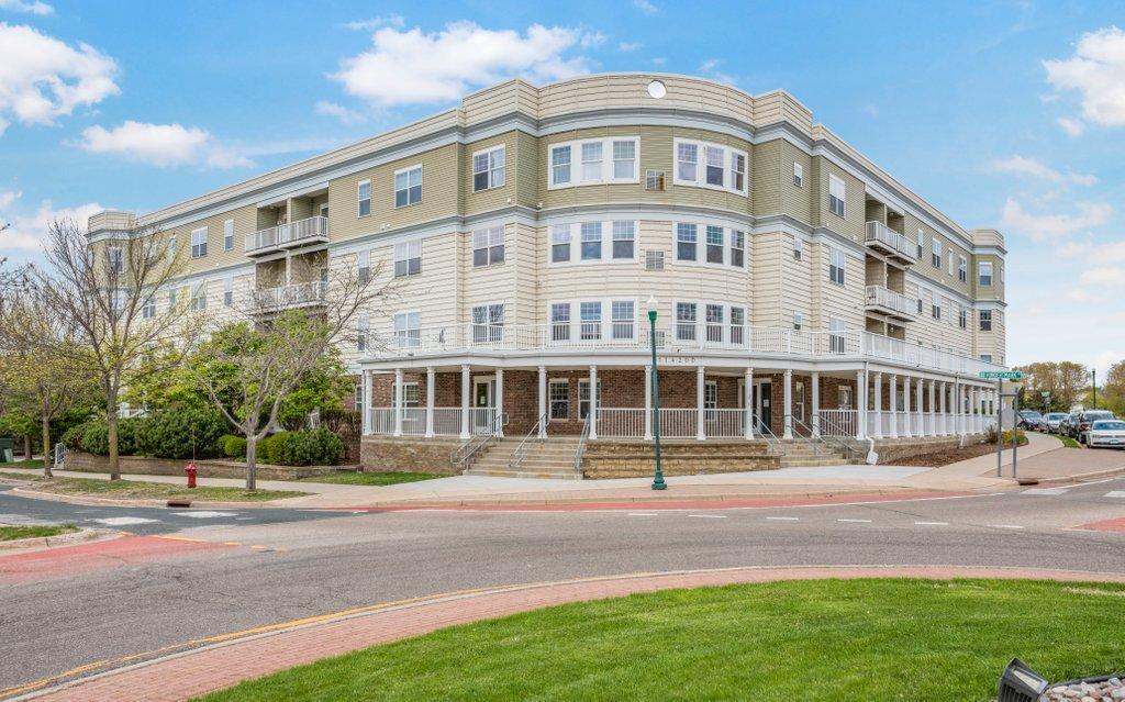 114200 Hundertmark Road 110 — photo