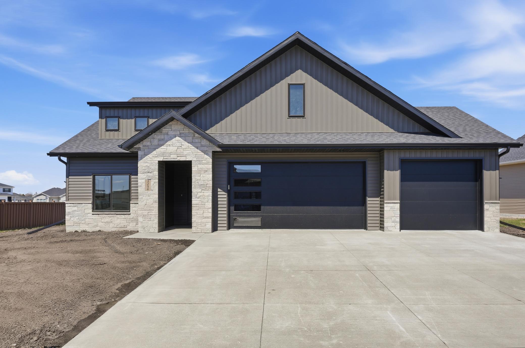 3296 Timber Creek Circle S — photo