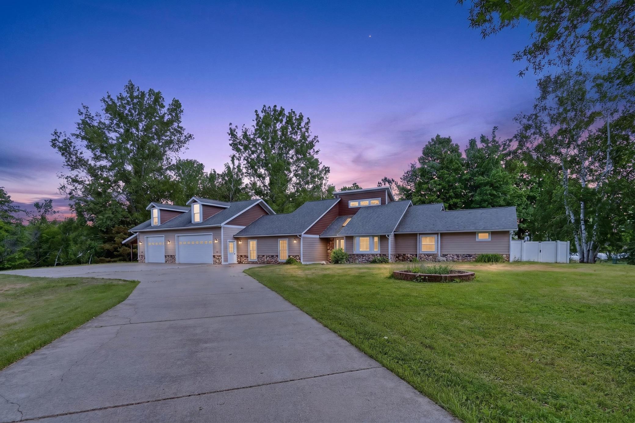 33107 Chippewa Drive — photo