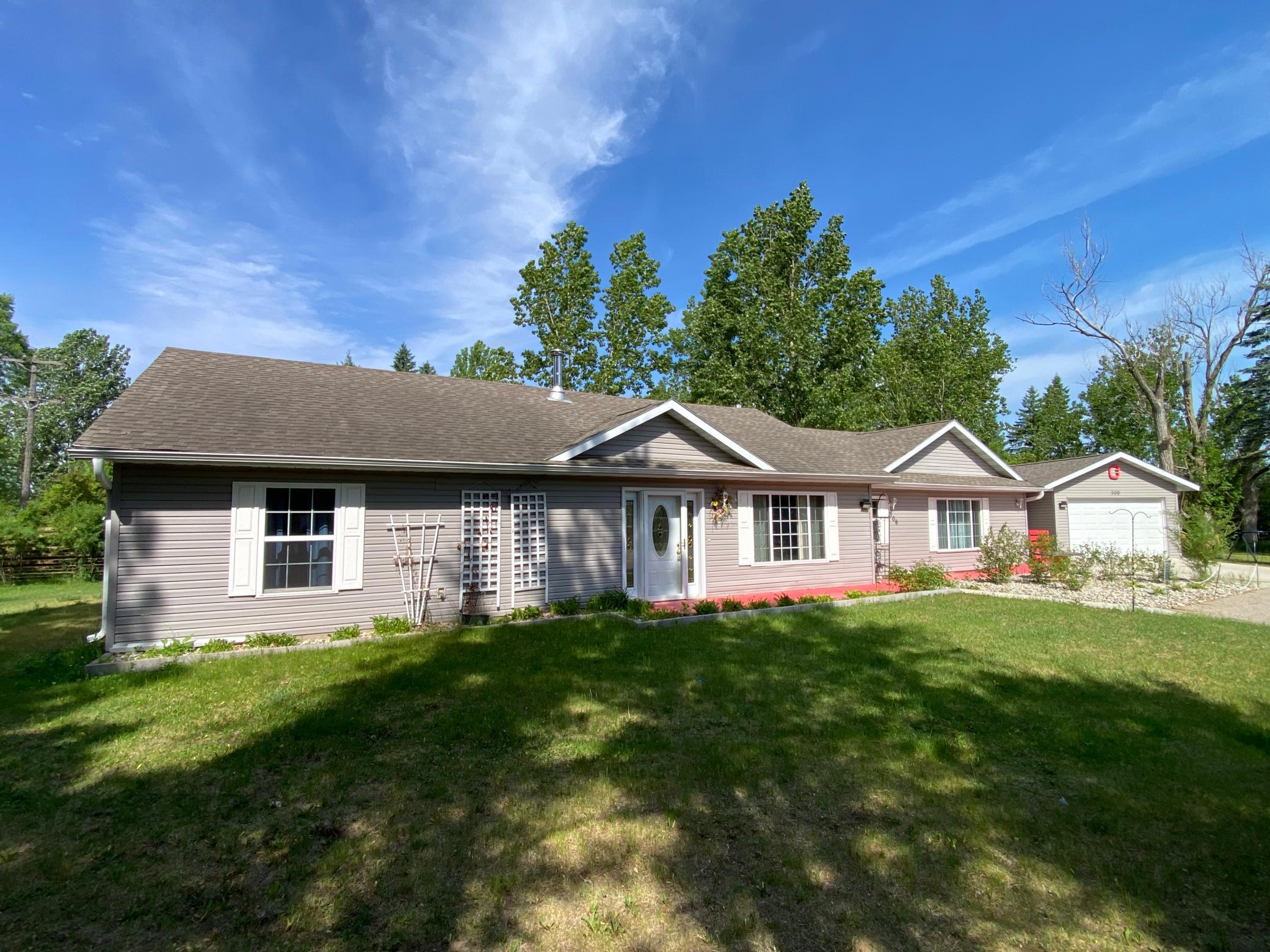 309 Birch Court — photo